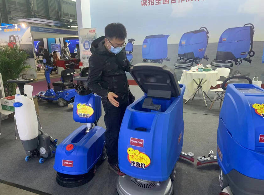 玉树坦洁洗地机公司致力于电动洗地机的生产、销售和服务百家