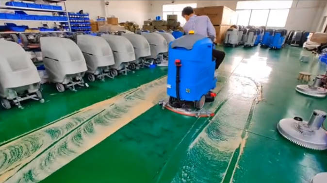 玉树2023年还在用人工的物业保洁不妨试试洗地机吧